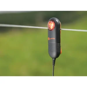 Image of Gallagher G51100-Live-Fence-Indicator-In-Situ-With-wire-on-angle-light-on